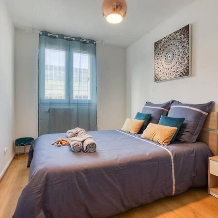 L'Elysee - Easy Check-In - Arrivee Autonome - Place Parking Privative - T2 Surequipe - Wifi - Netflix Apartment Courcouronnes Bagian luar foto
